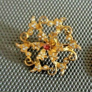 Vintage Filigree Art Deco Pin - Rhodolite Garnet & Enamel Accents